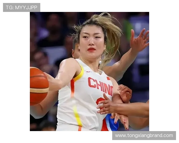 李梦缺席热身赛原因揭晓 宫鲁鸣：伤病恢复优先(1)